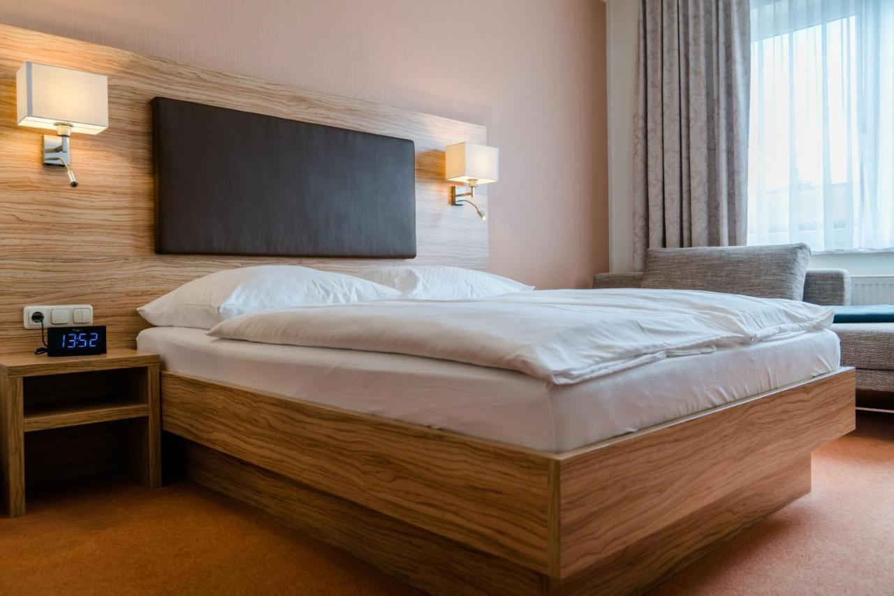 פריצווק Hotel Falkenhagen מראה חיצוני תמונה
