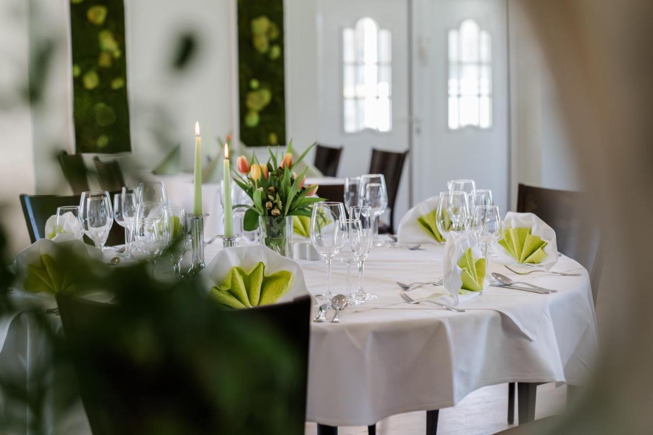 פריצווק Hotel Falkenhagen מראה חיצוני תמונה